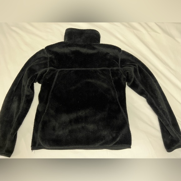 Black, women’s Patagonia pullover! - Picture 3 of 4